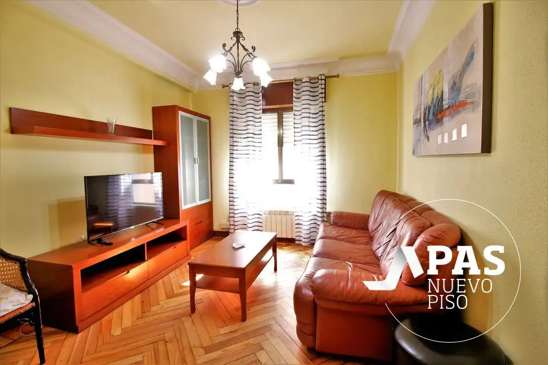 Living room of Flat for sale in Santander  with Heating and Furnished