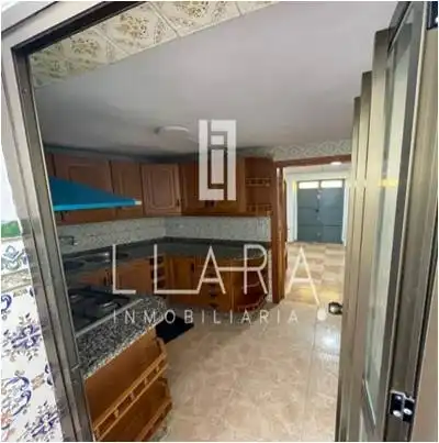 Cuina de Casa o xalet en venda en Lucena