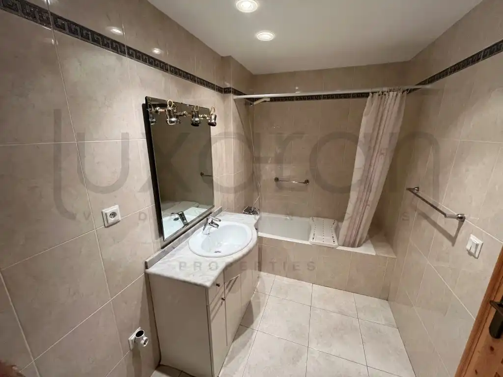 Bany de Casa o xalet en venda en Bossòst
