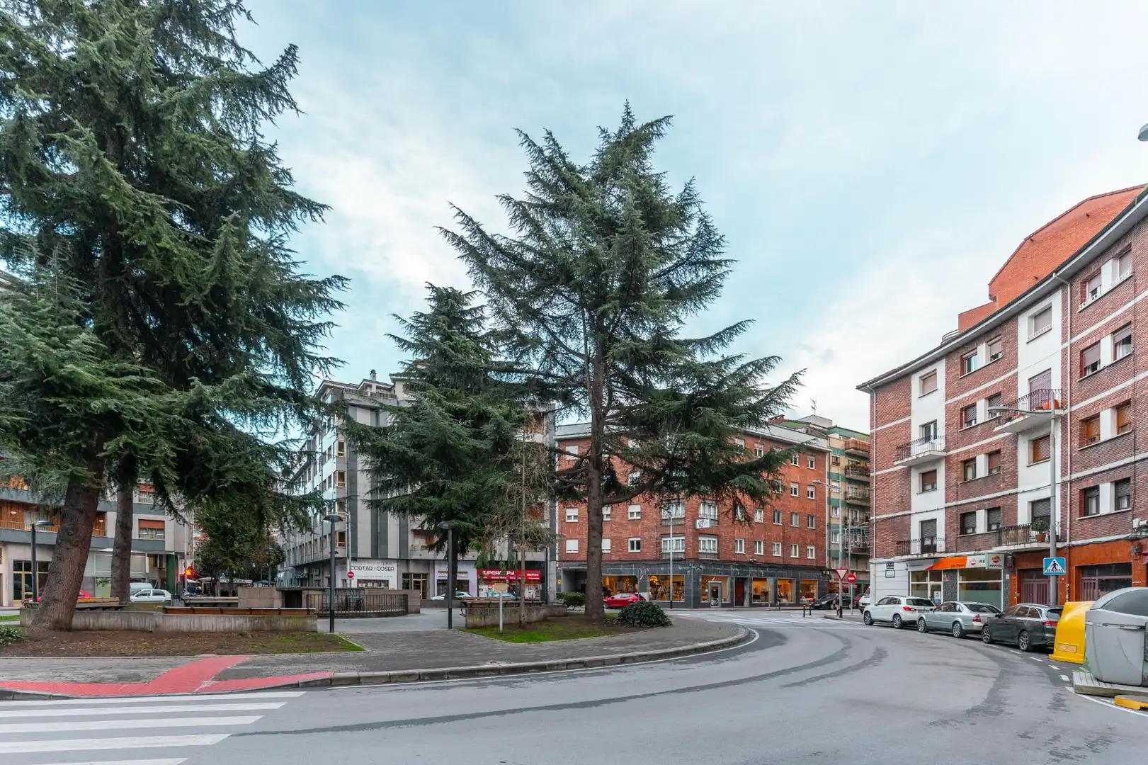 Außenansicht von Geschaftsraum zum Verkauf in Mieres (Asturias)