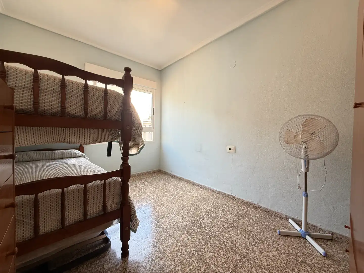 Habitación de Piso en venta en Castellón de la Plana / Castelló de la Plana con Balcón