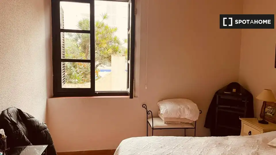 Bedroom of Flat for share in Almuñécar  with Air Conditioner, Heating and Furnished
