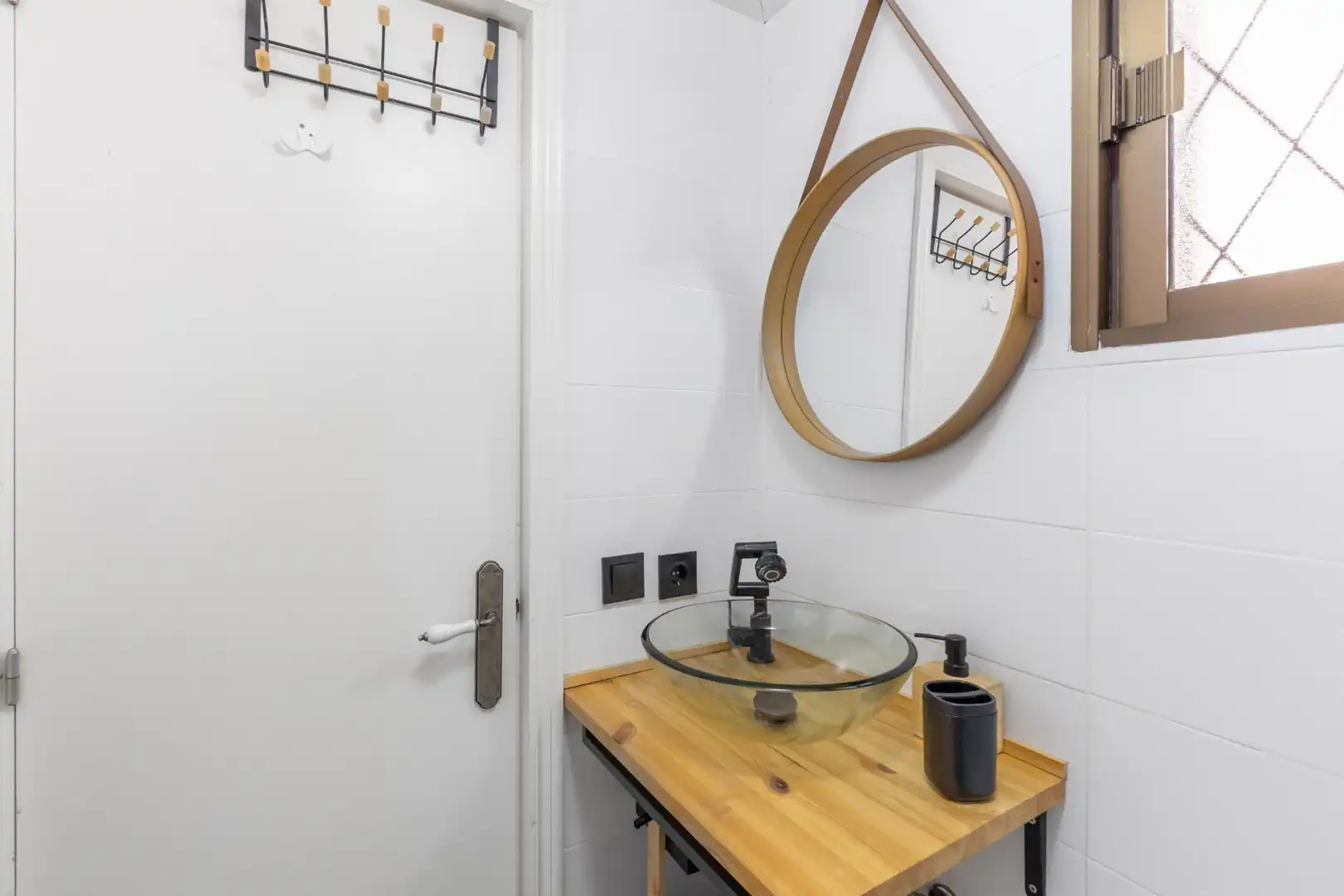 Baño de Apartamento en venta en Torrevieja con Aire acondicionado y Terraza