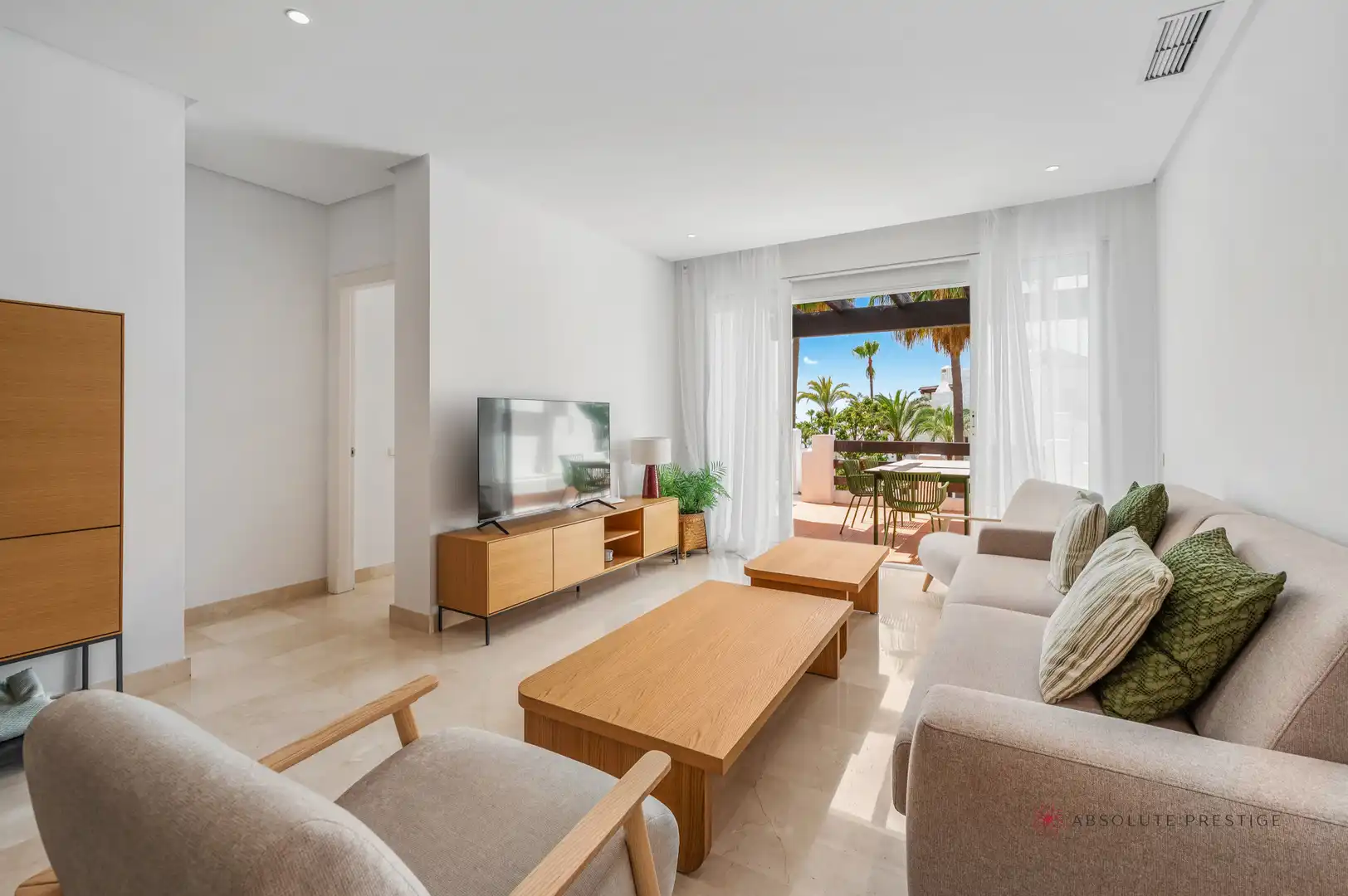 Living room of Attic for rent in Estepona  with Air Conditioner, Terrace and Swimming Pool