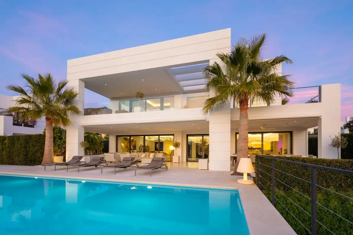 Haus mit Pool zum Verkauf in Nueva Andalucía, imagen 3