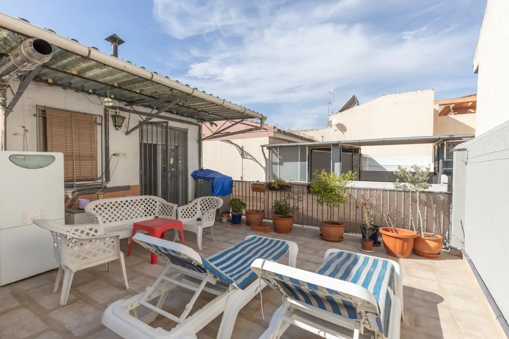 Casa adosada en venta en Calle Goya, 24, Poniente
