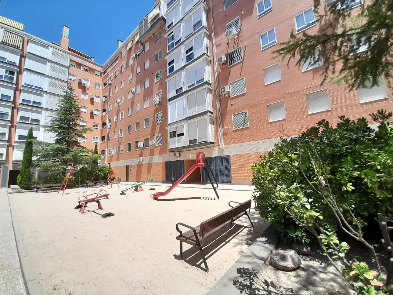 Exterior view of Flat for sale in Madrid  with Air Conditioner, Heating and Storage room