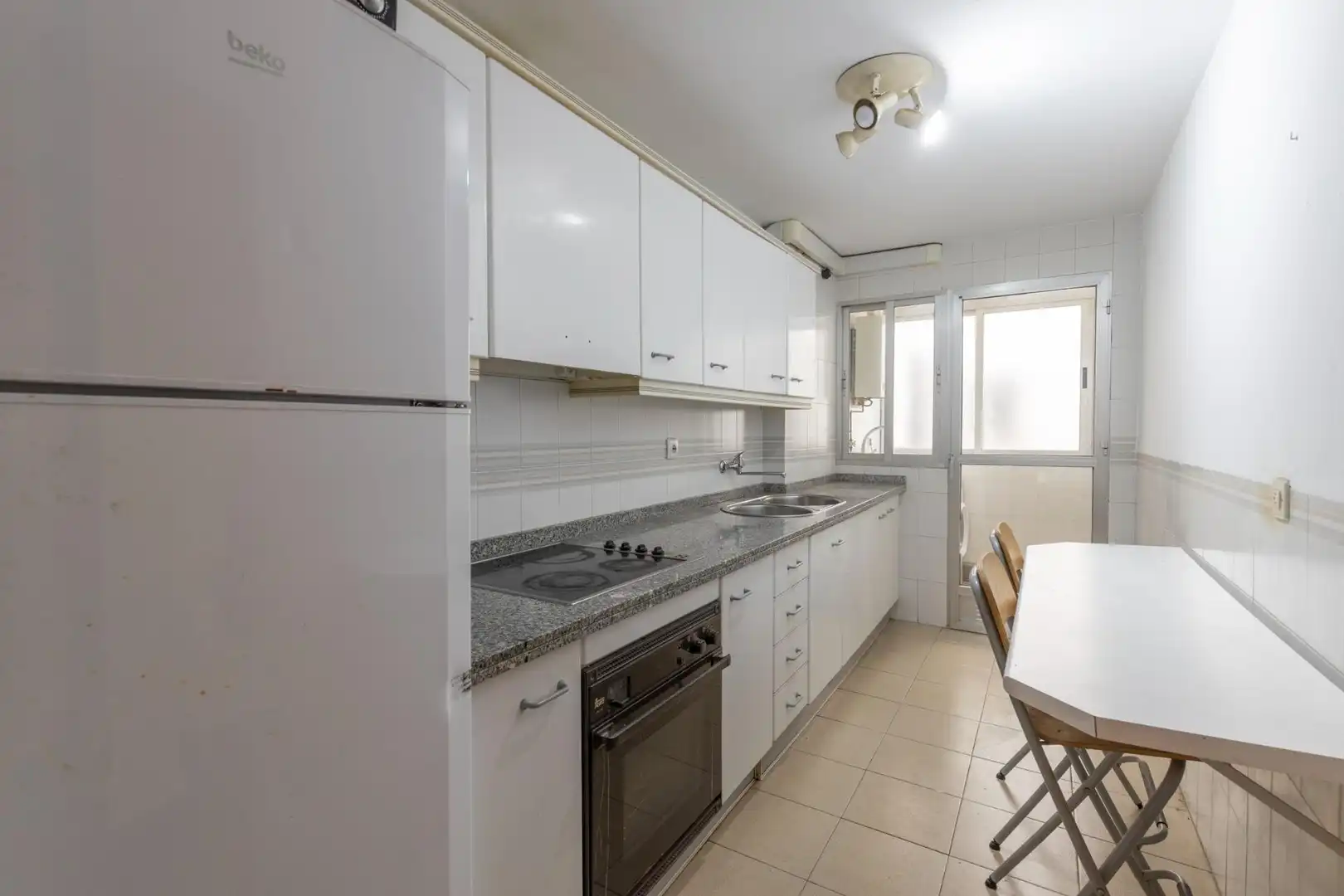 Cocina de Piso en venta en Granada