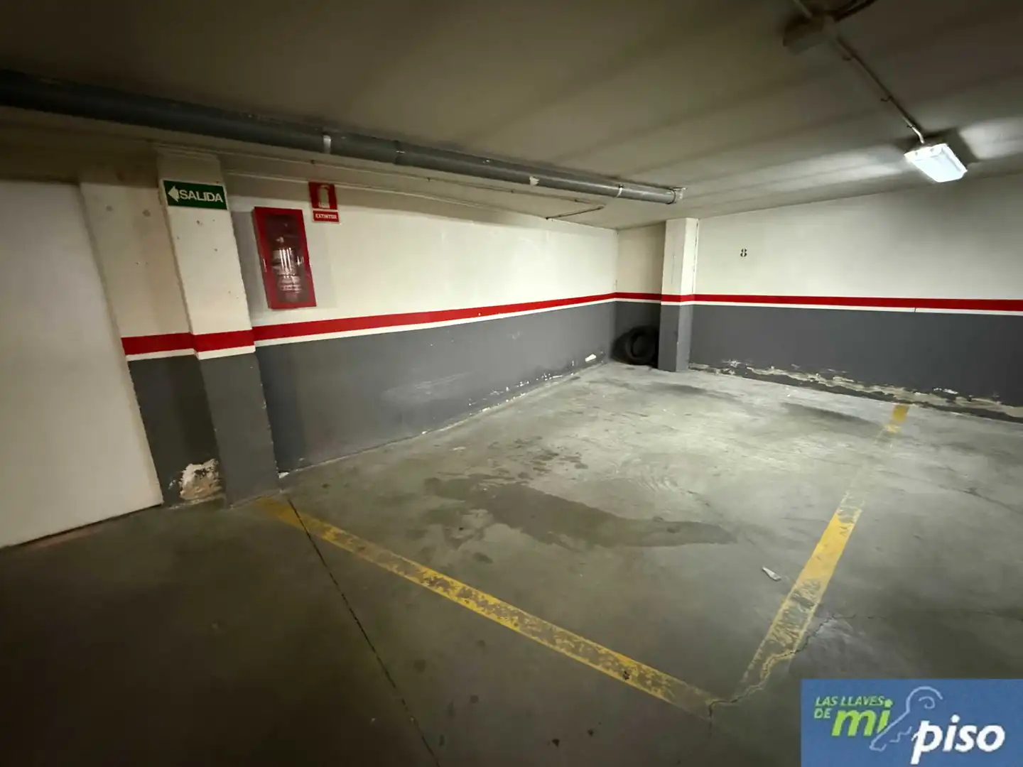 Parking of Flat for sale in Tudela de Duero  with Heating, Parquet flooring and Storage room