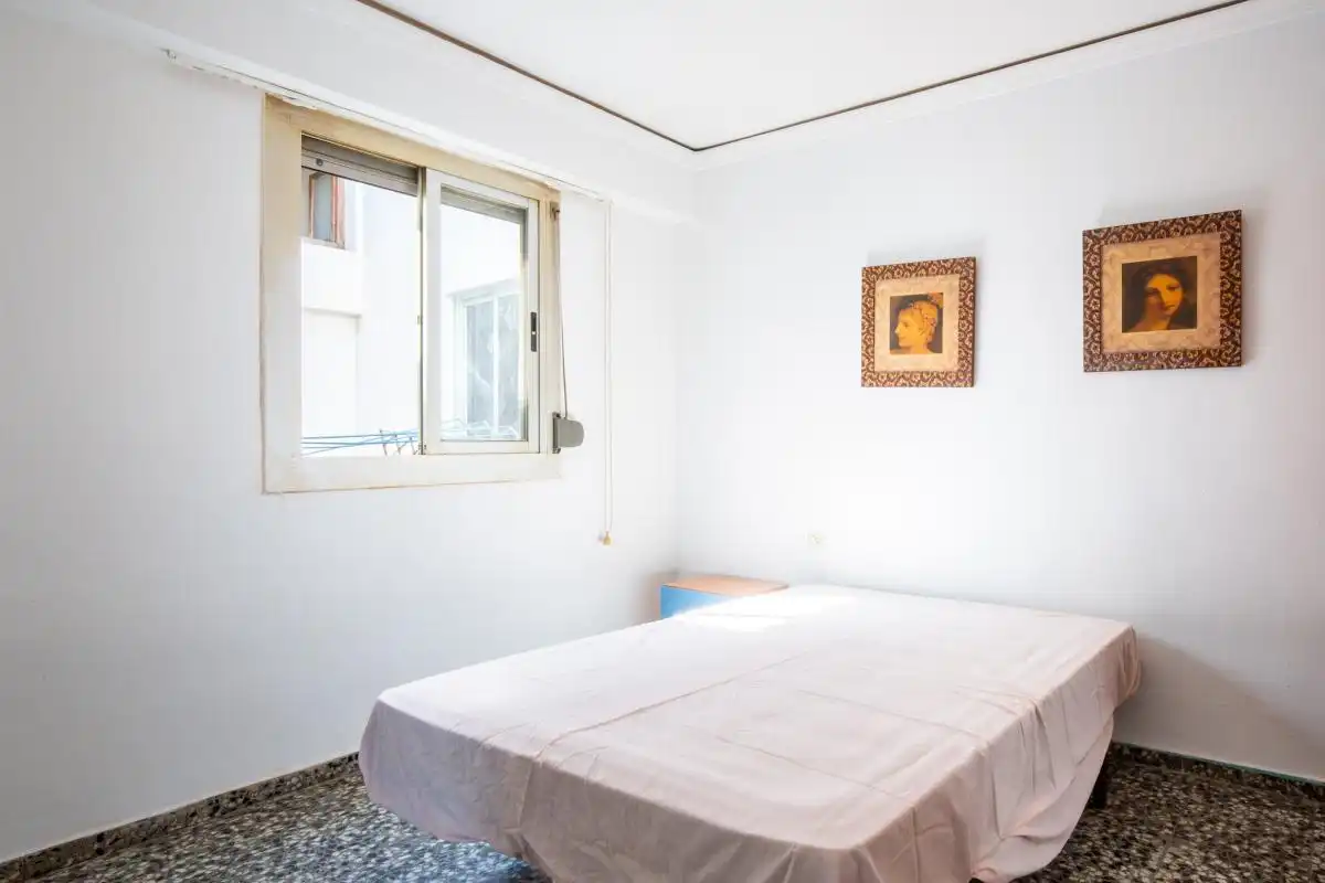 Habitación de Piso en venta en Paterna con Calefacción