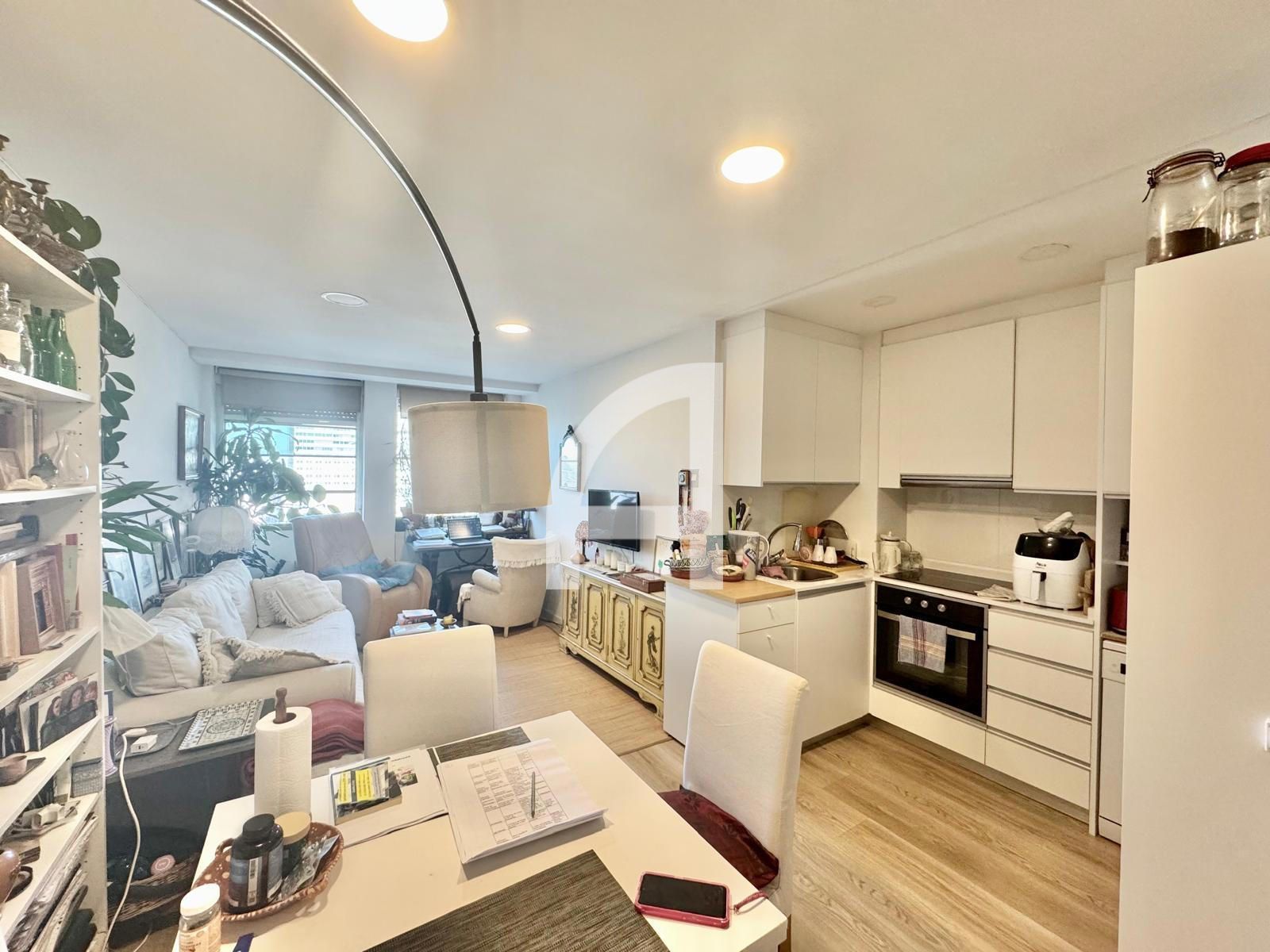 Living room of Flat for sale in  Madrid Capital  with Air Conditioner and Heating