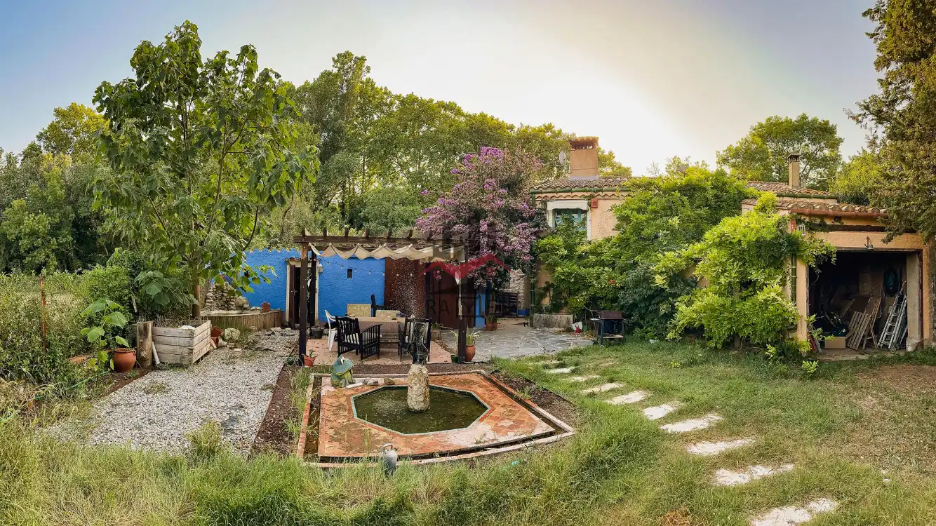 Country homes for sale in Aforas, Navata