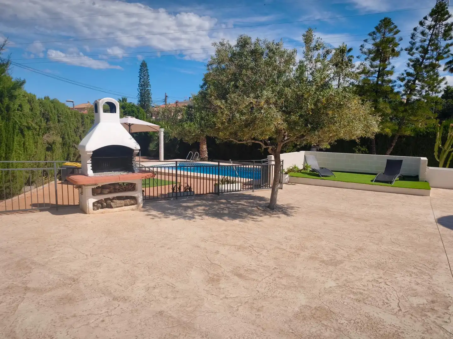 Piscina de Casa o chalet en venta en San Vicente del Raspeig / Sant Vicent del Raspeig con Piscina comunitaria