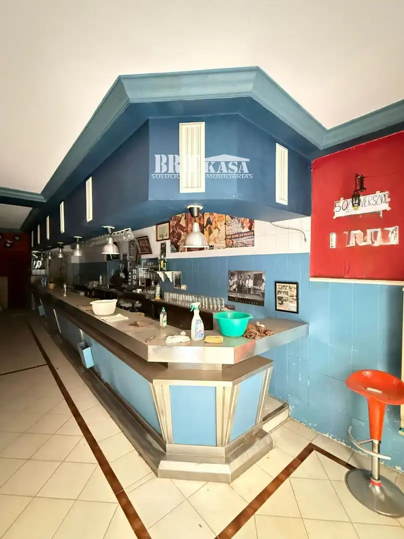 Business premises for sale in Casco Antiguo, imagen 3