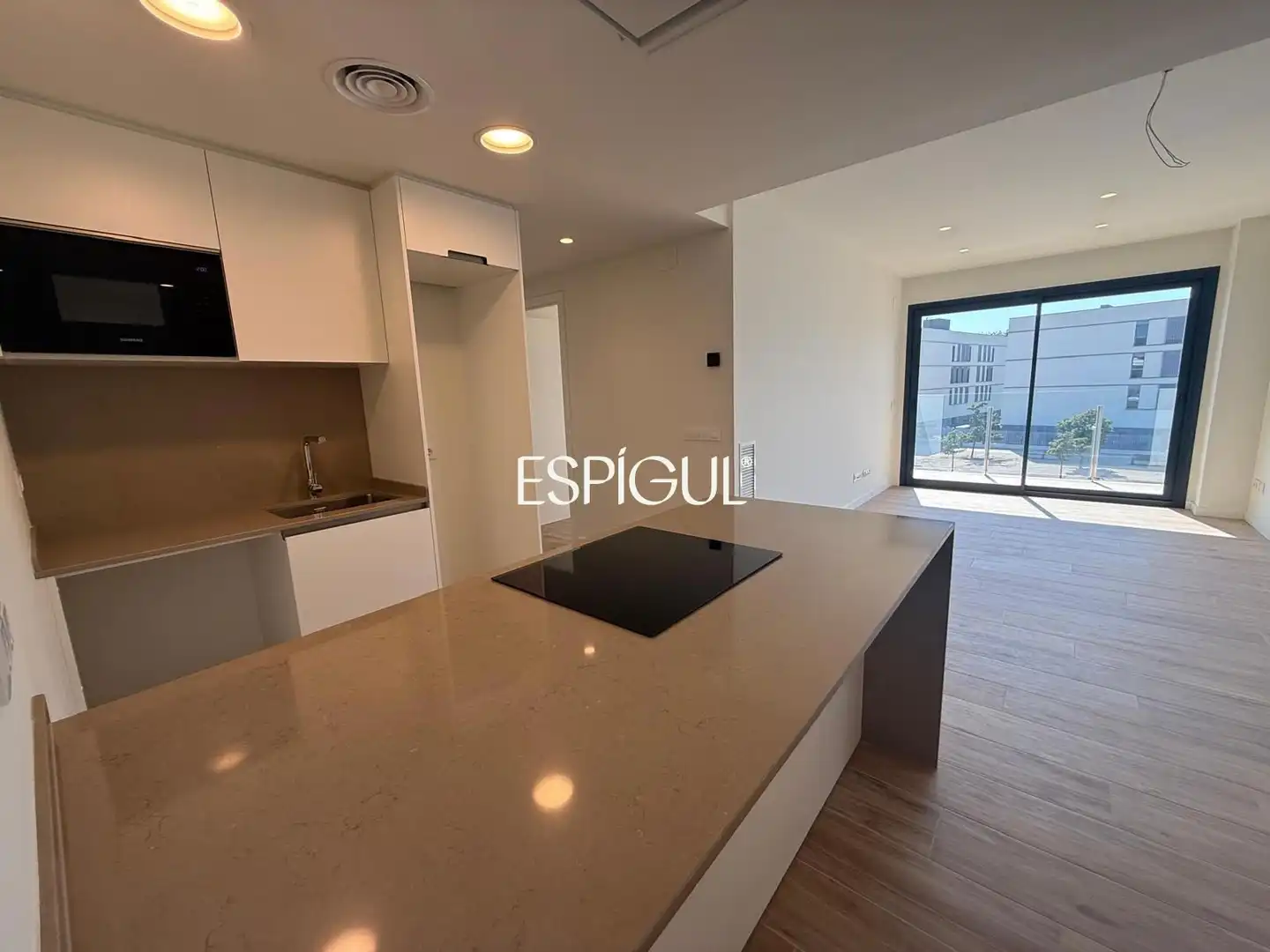 Küche von Wohnung zur Miete in Girona mit Heizung, Terrasse und Abstellraum