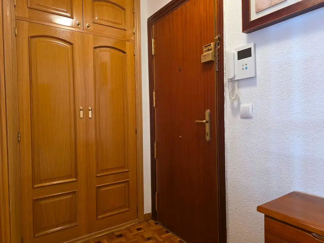 Wohnung zur Miete in Madrid mit Klimaanlage, Heizung und Parkett