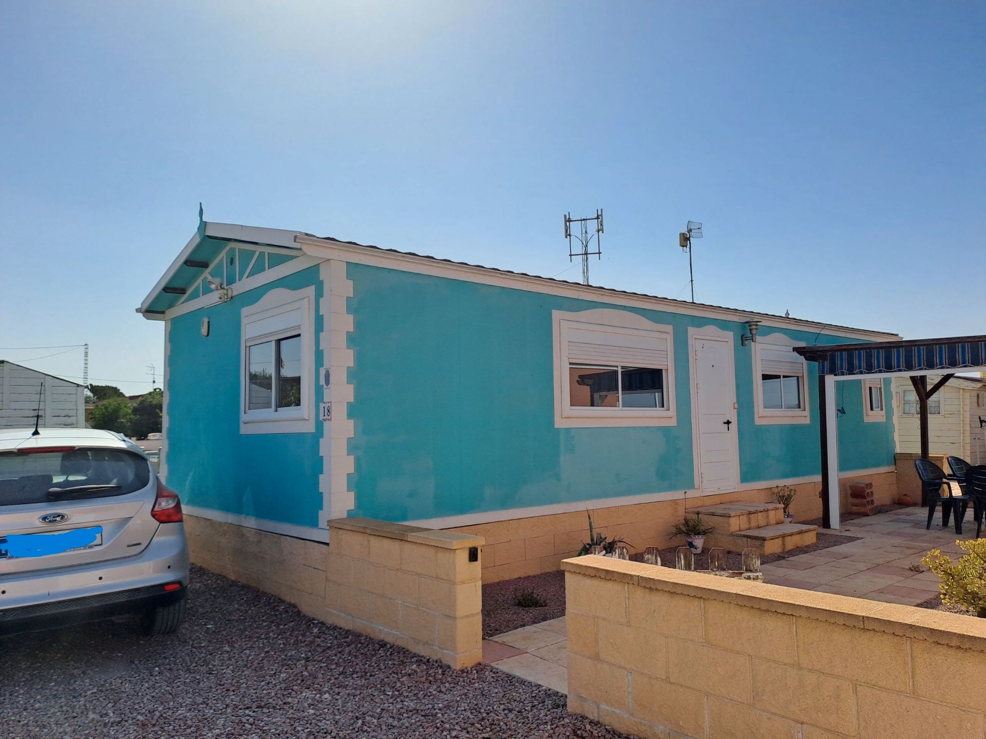 Vista exterior de Casa o xalet en venda en Albatera amb Aire condicionat, Moblat i Rentadora