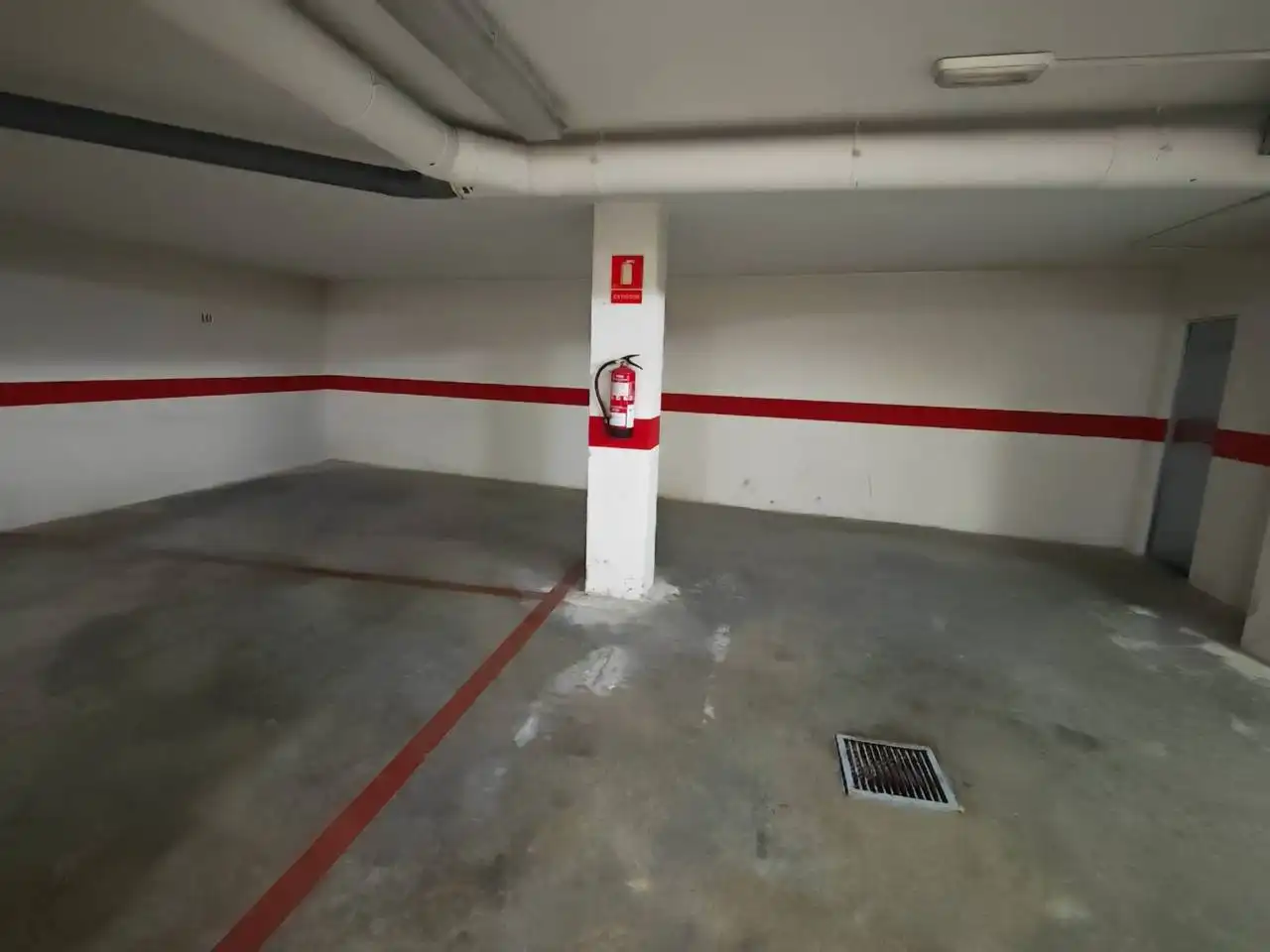 Parking of Flat for sale in Villanueva Mesía  with Air Conditioner, Heating and Storage room