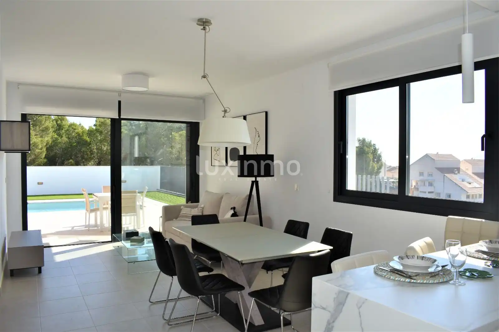 Casa aparellada amb piscina en venda a Coloma, imagen 4