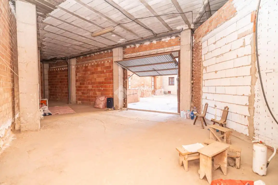 Local comercial en venta en Linarejos, imagen 9