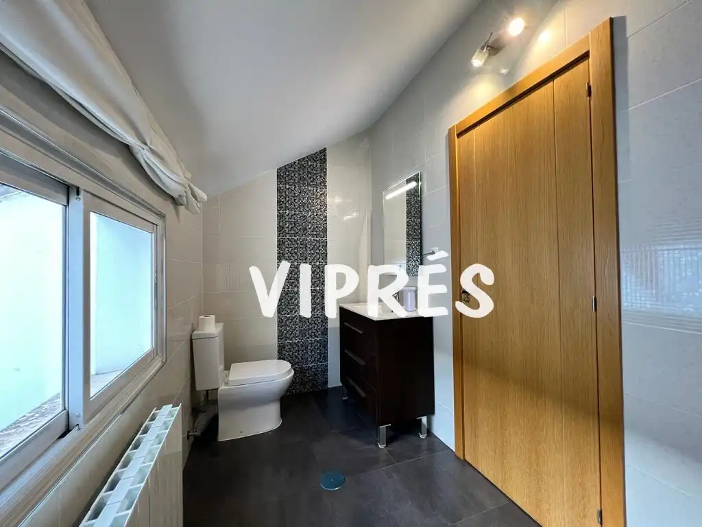 Bathroom of Detached homes for sale in Cáceres Capital  with Air Conditioner and Heating