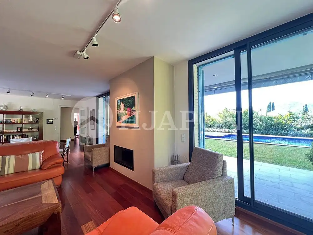 Detached homes for sale in Vallromanes, Barcelona