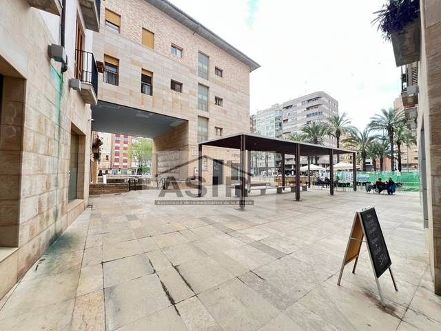 Local comercial en Venta en N/A en La Vila