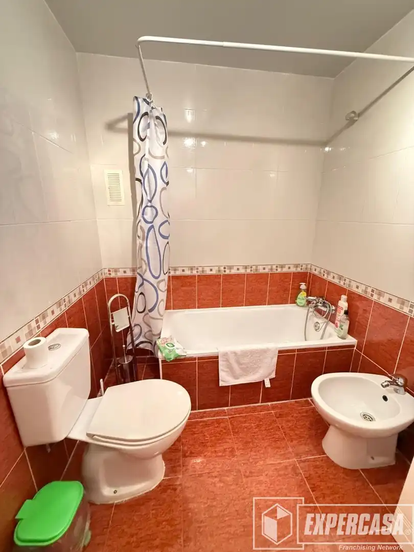 Baño de Piso en venta en Picassent con Aire acondicionado