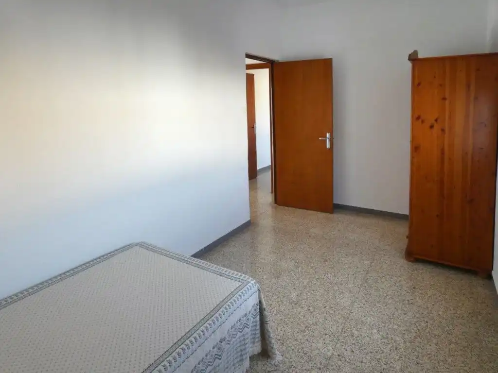 Casa adosada en venta en Camporrobles