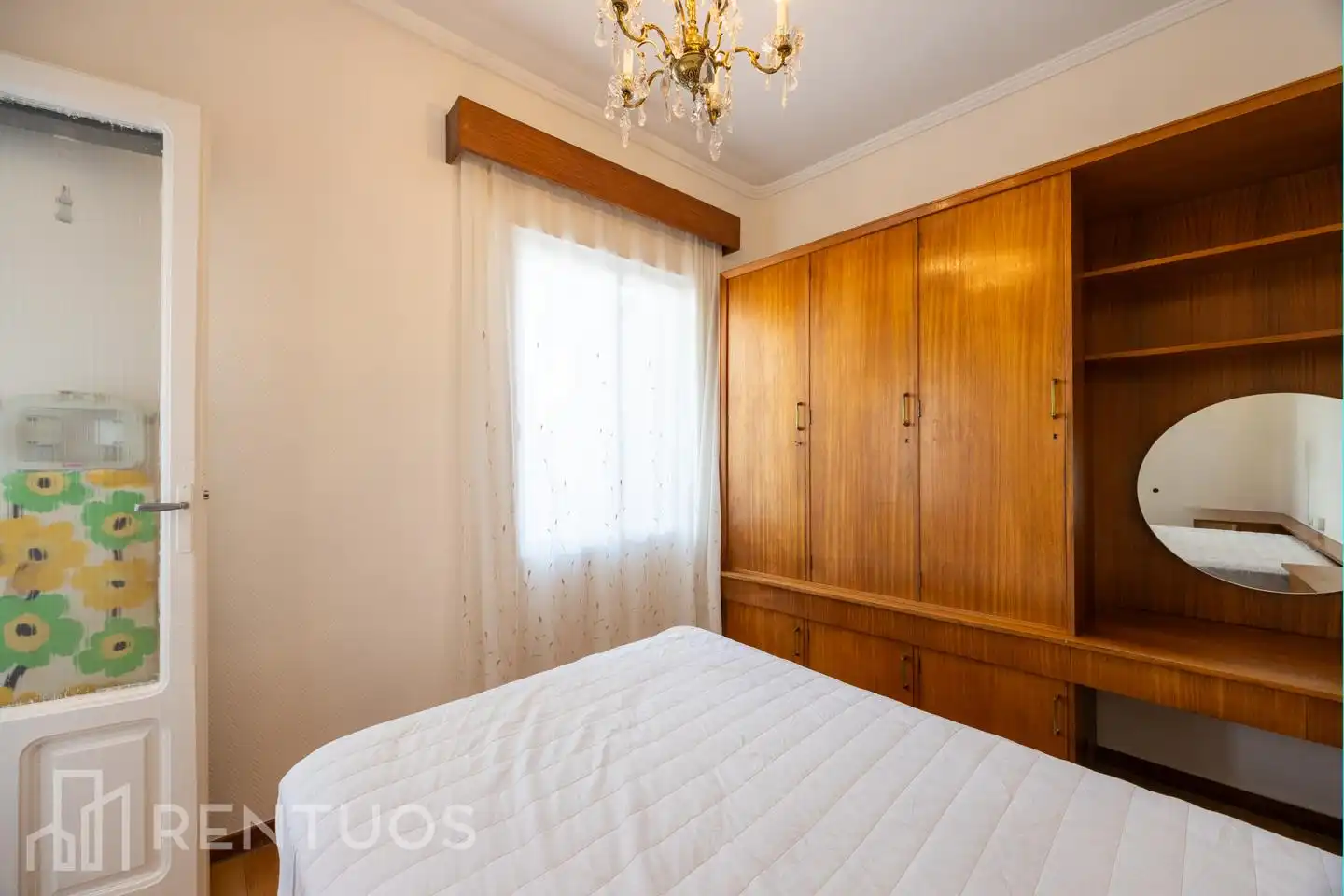 Bedroom of Attic for rent in Madrid  with Air Conditioner, Heating and Parquet flooring