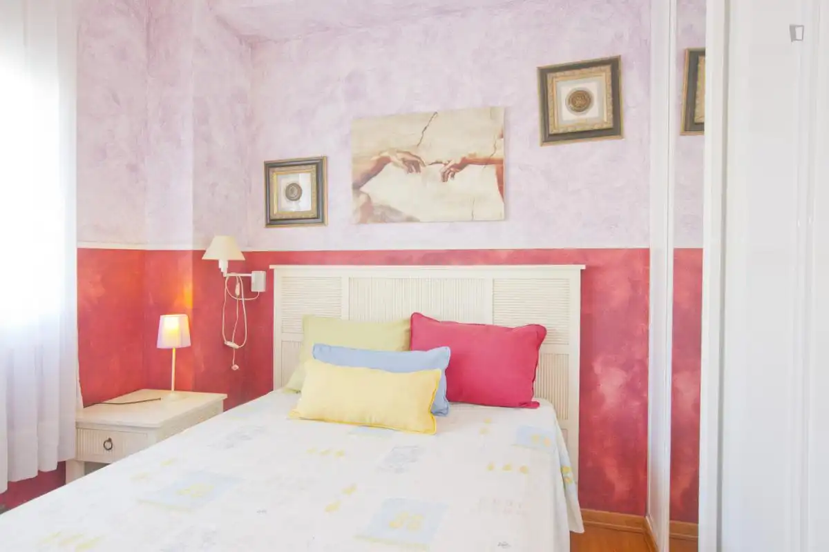 Room in Sevilla, Sevilla