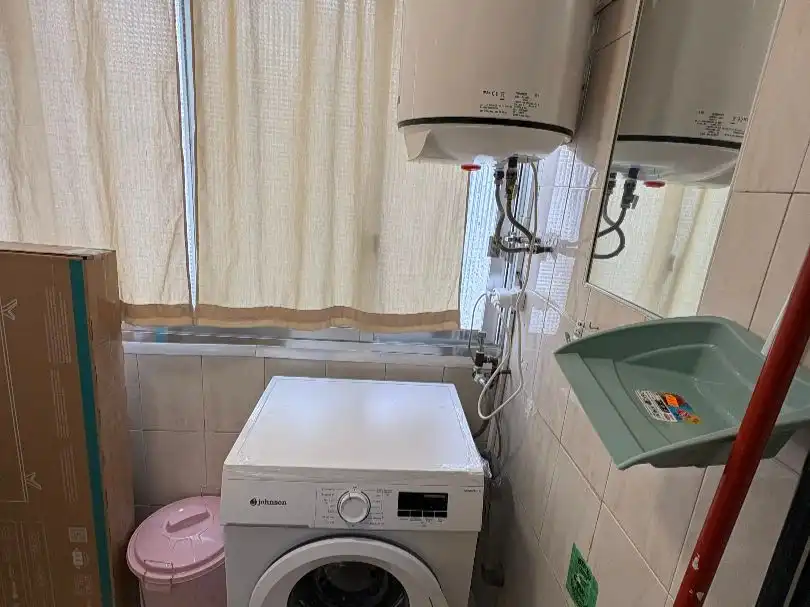 Baño de Piso para compartir en Levante