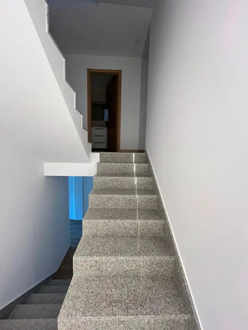 Casa o chalet de alquiler en Lugo con Calefacción, Jardín privado y Parquet