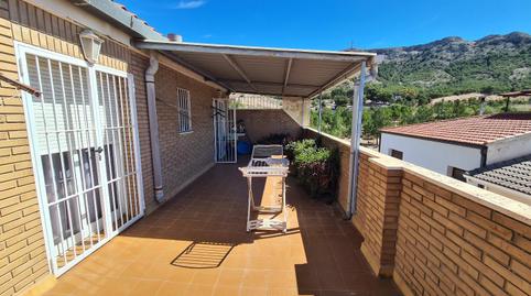Foto 3 de Casa adosada en venda a Las Cruces, Villena