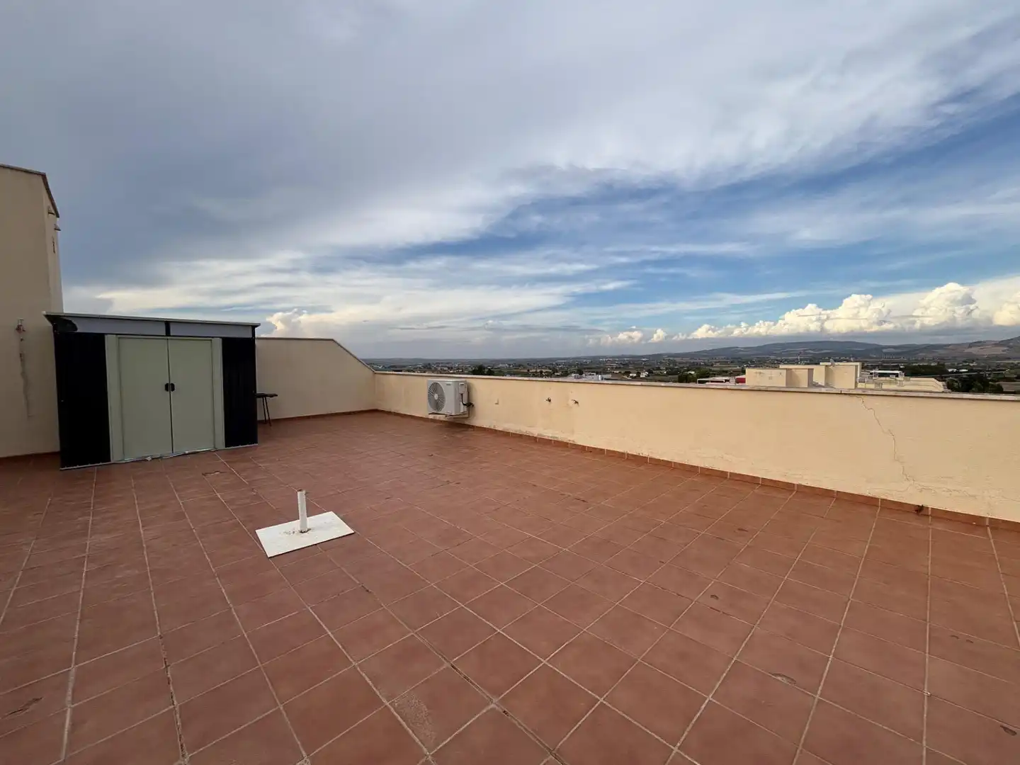 Flat with terrace for sale in Zona de la Vega