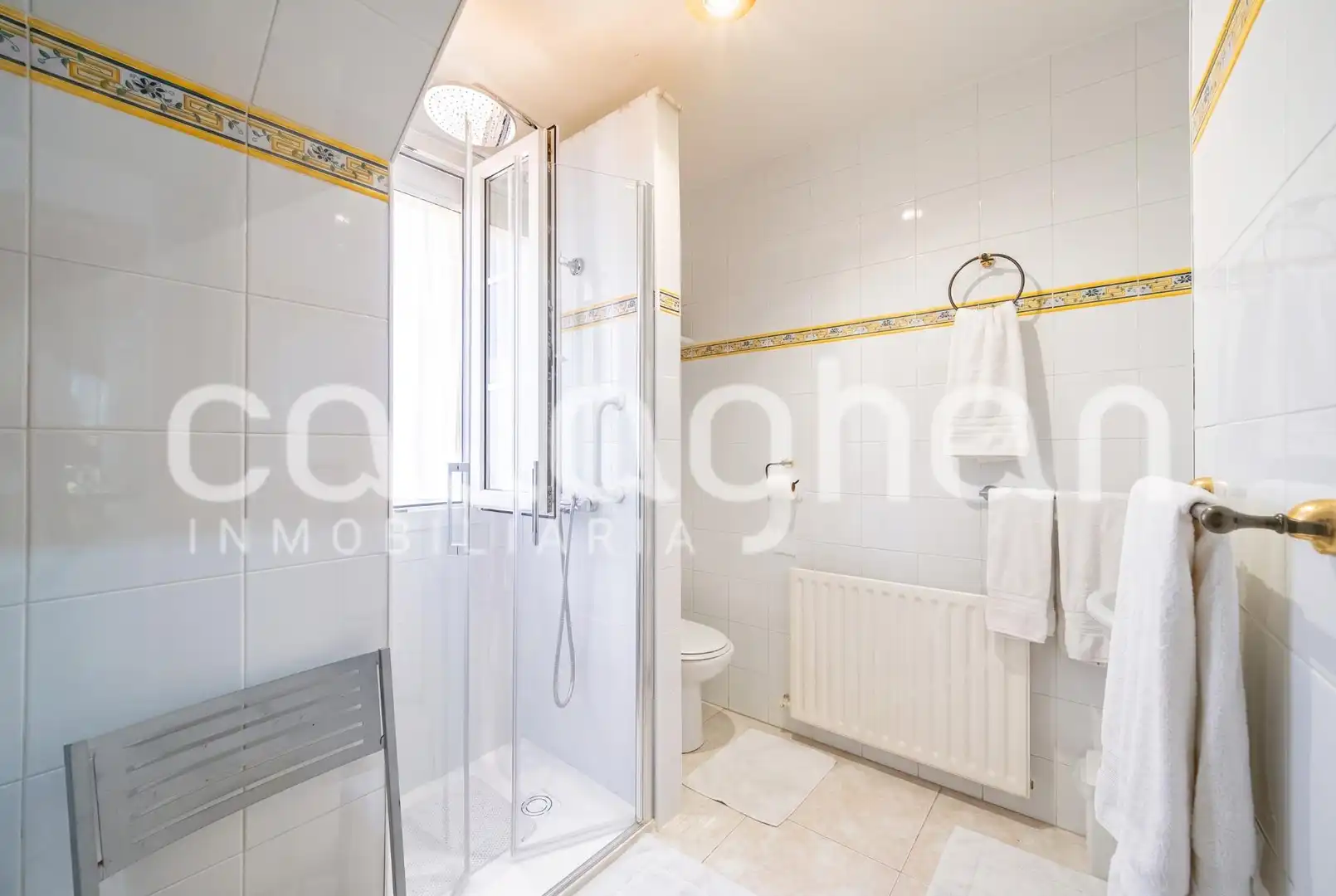 Baño de Casa o chalet en venta en Paterna con Aire acondicionado, Jardín privado y Terraza