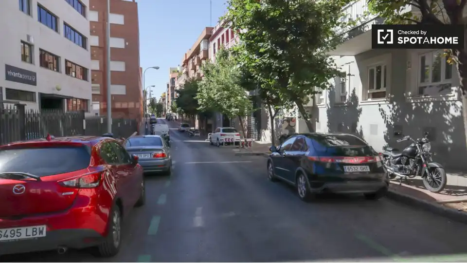 Vista exterior de Pis de lloguer en Madrid amb Aire condicionat, Calefacció i Moblat