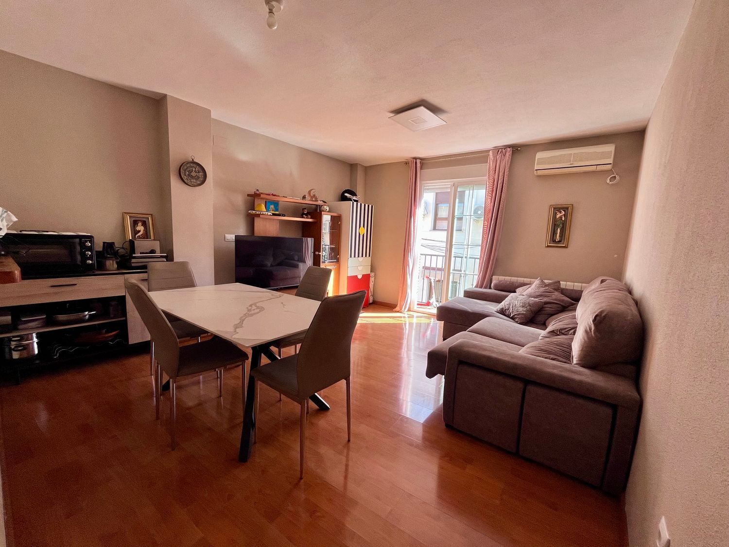 Sala de estar de Piso en venta en Armilla con Aire acondicionado y Balcón