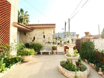 Vista exterior de Casa o xalet en venda en Marratxí amb Jardí privat, Terrassa i Piscina