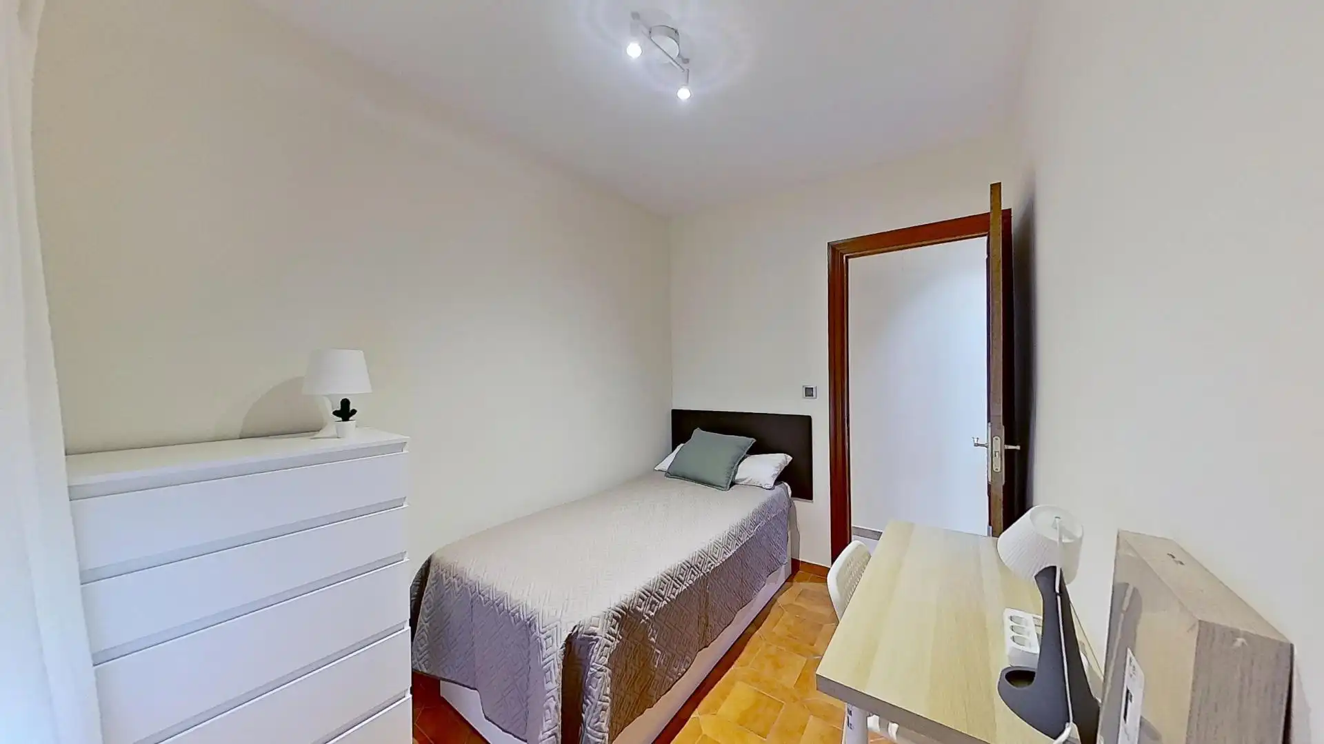 Habitación de Piso de alquiler en Granada