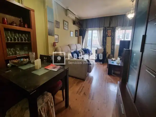 Sala d'estar de Casa o xalet en venda en Colmenar Viejo amb Aire condicionat, Calefacció i Jardí privat