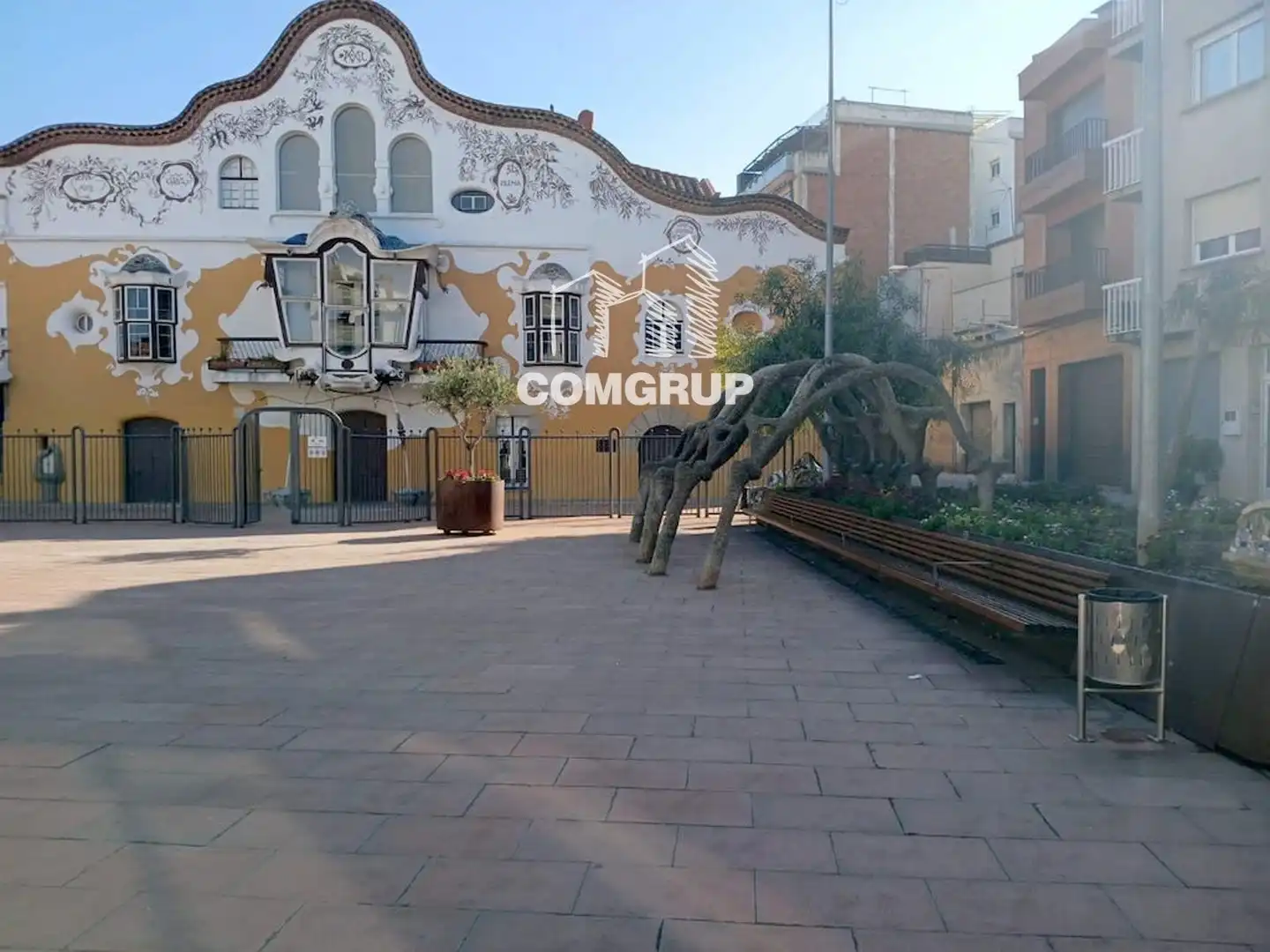 Außenansicht von Geschaftsraum zur Miete in Sant Joan Despí
