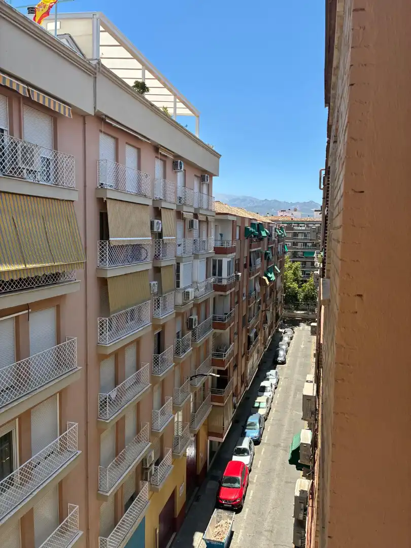 Vista exterior de Apartament de lloguer en Granada amb Aire condicionat, Traster i Forn