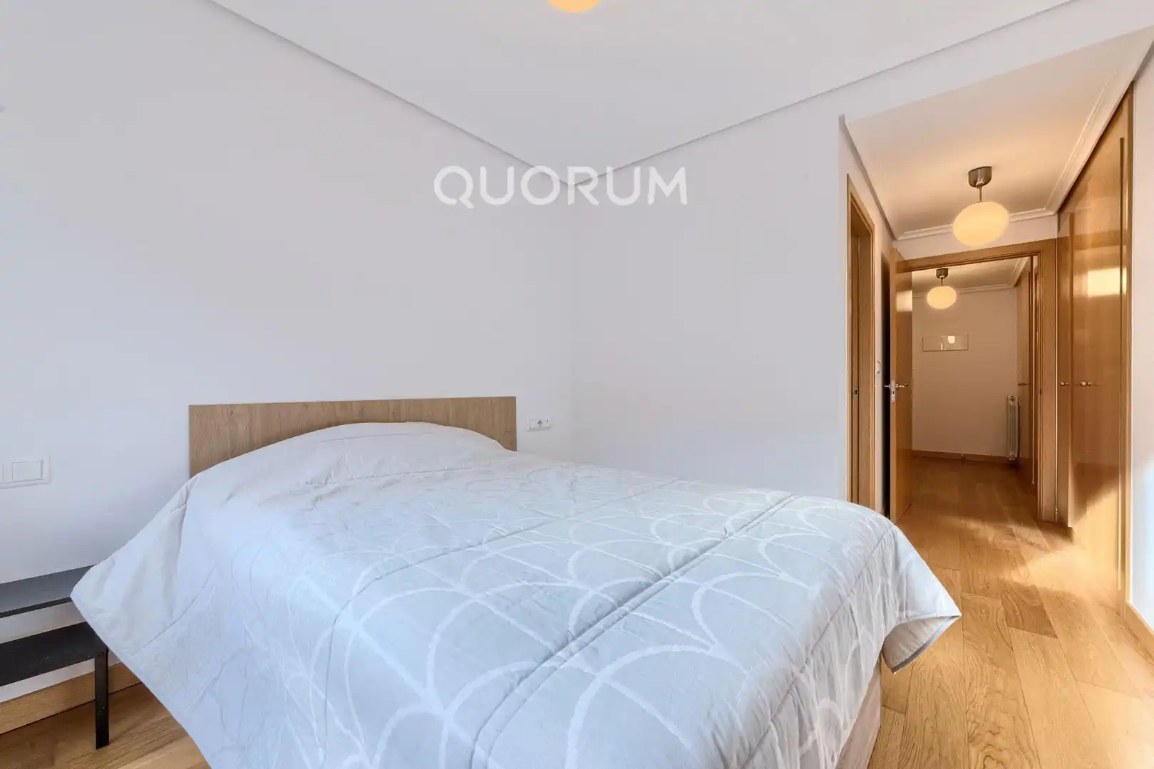 Habitación de Piso en venta en Bilbao  con Calefacción, Trastero y Amueblado