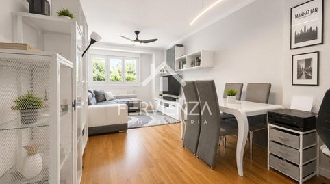 Foto 4 de Piso en venta en Fozaneldi - Tenderina, Oviedo