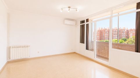 Foto 4 de Piso en venta en Carrer de Vergara, Canaletes - Turonet, Cerdanyola del Vallès