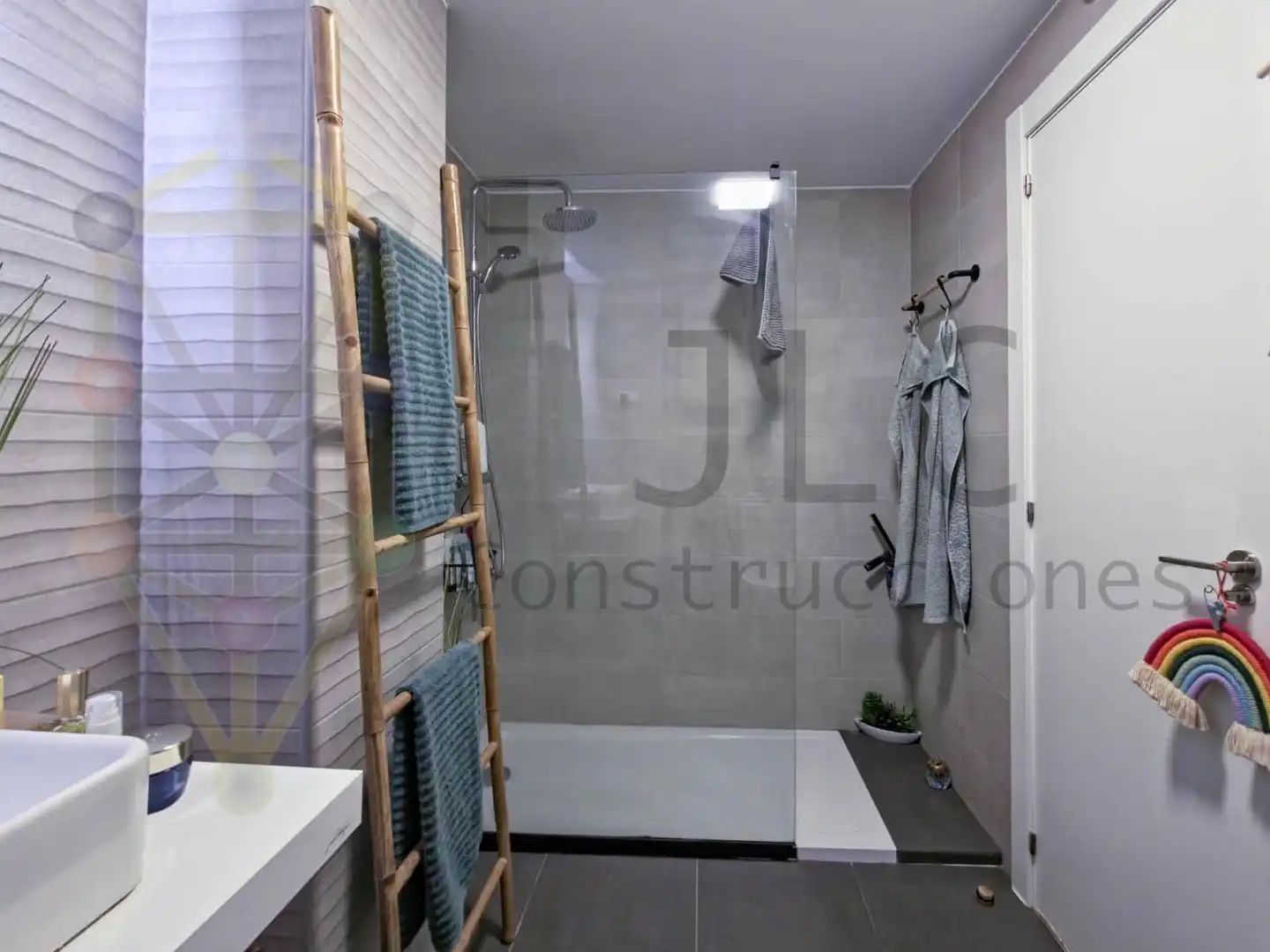 Bany de Pis en venda en Alovera amb Aire condicionat, Calefacció i Parquet