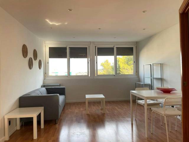 Piso en Alquiler en N/A en Montbau