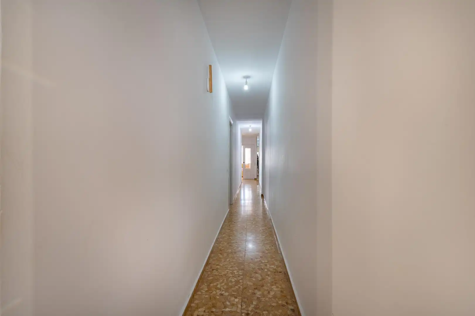 Flat for sale in Albal  with Balcony