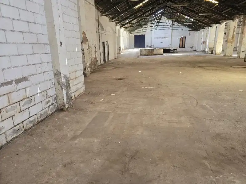 Industrial building for sale in Cr. Estación de los Valles, imagen 4
